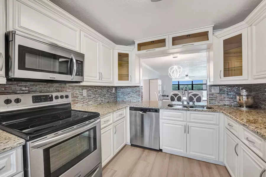 2606 NW 104th AVE 304, Sunrise, FL 33322