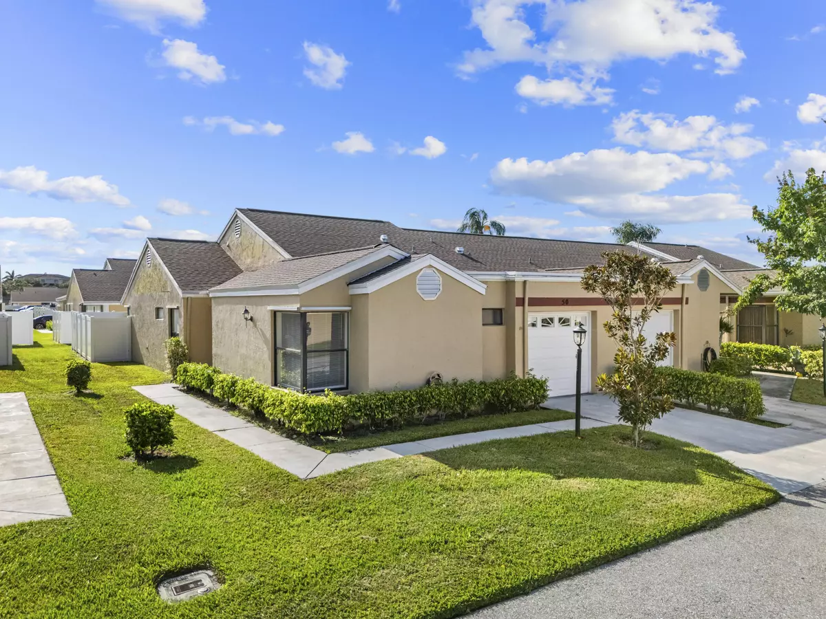 West Palm Beach, FL 33417,4560 Grand Cypress RD 50