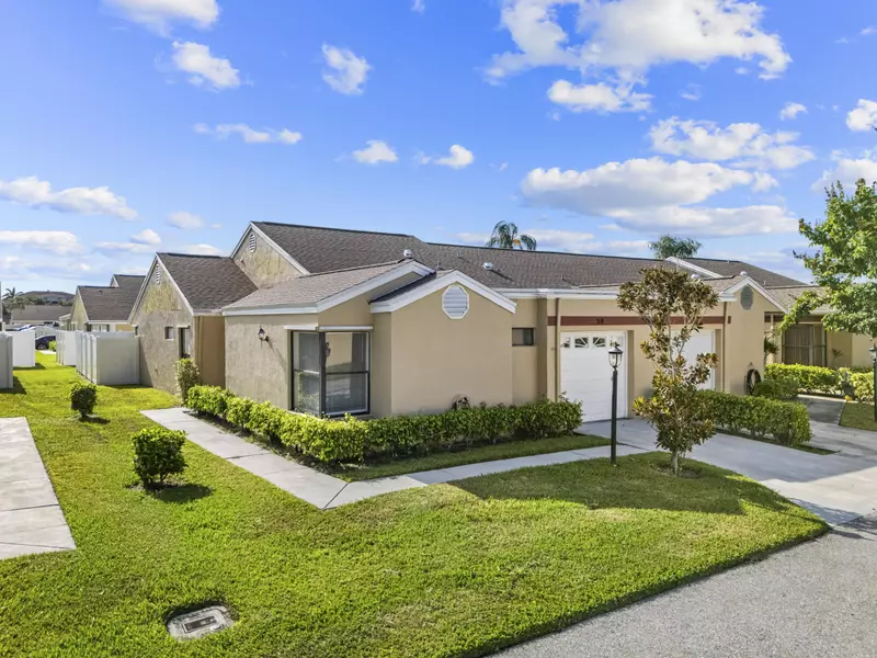 4560 Grand Cypress RD 50, West Palm Beach, FL 33417