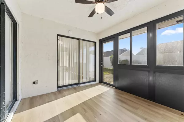 West Palm Beach, FL 33417,4560 Grand Cypress RD 50