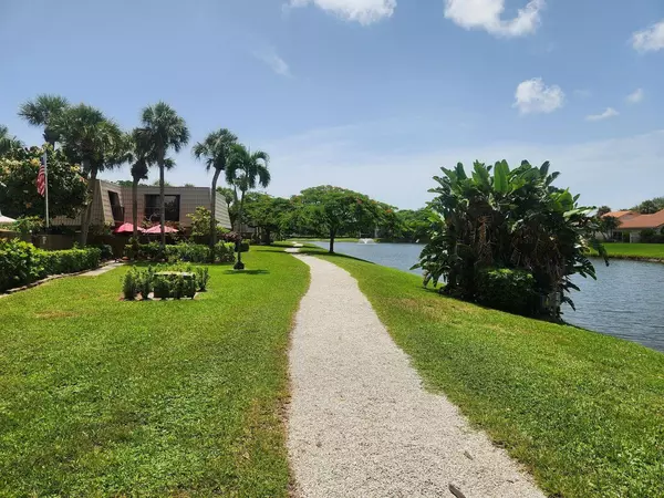 West Palm Beach, FL 33409,5609 56th WAY