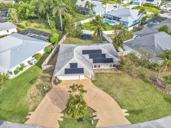 Jensen Beach, FL 34957,1962 NE San Carlos Calle