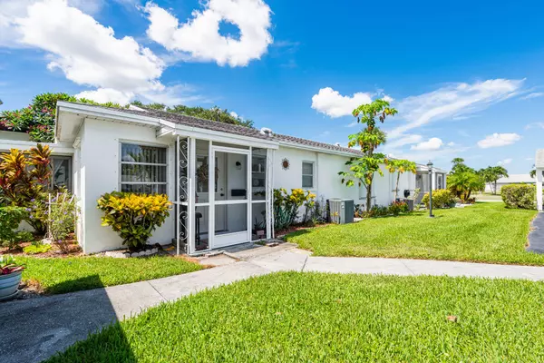 10084 N Meridian WAY 9, Palm Beach Gardens, FL 33410