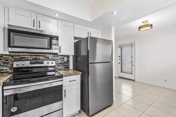 Delray Beach, FL 33484,641 Normandy LN N
