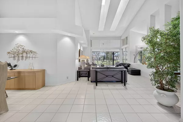 Boca Raton, FL 33496,5800 NW 24th AVE 303