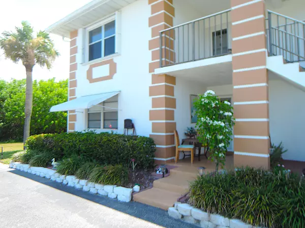 133 Lakes End DR A-1, Fort Pierce, FL 34982