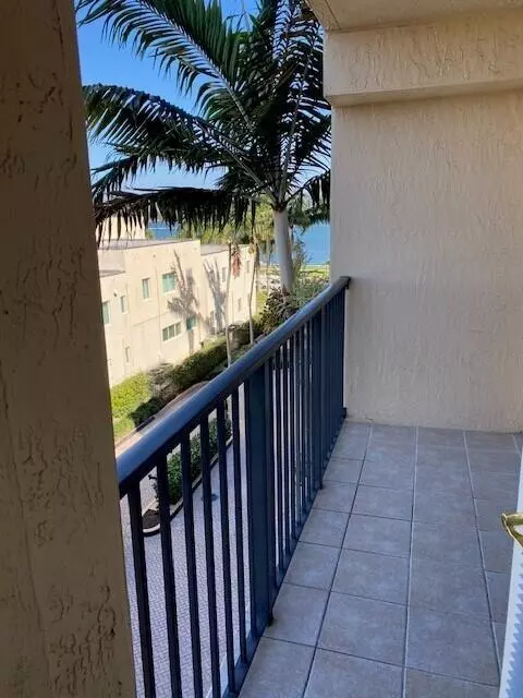 West Palm Beach, FL 33407,1801 N Flagler DR 432