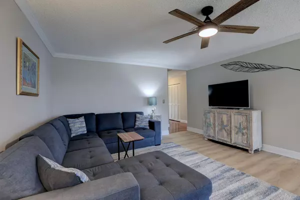 Sebastian, FL 32958,401 Lloyd ST