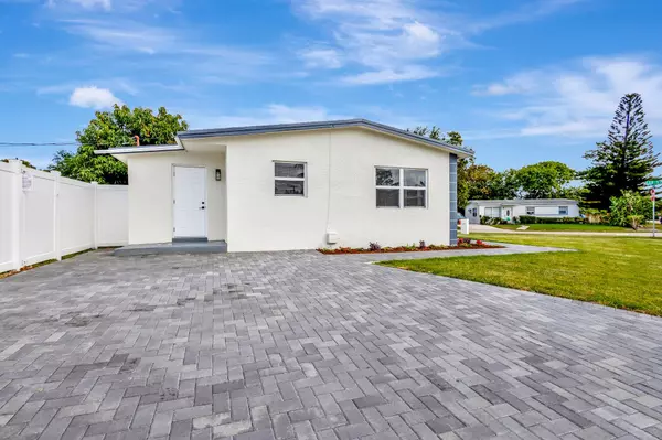 Delray Beach, FL 33444,1335 Lee ST