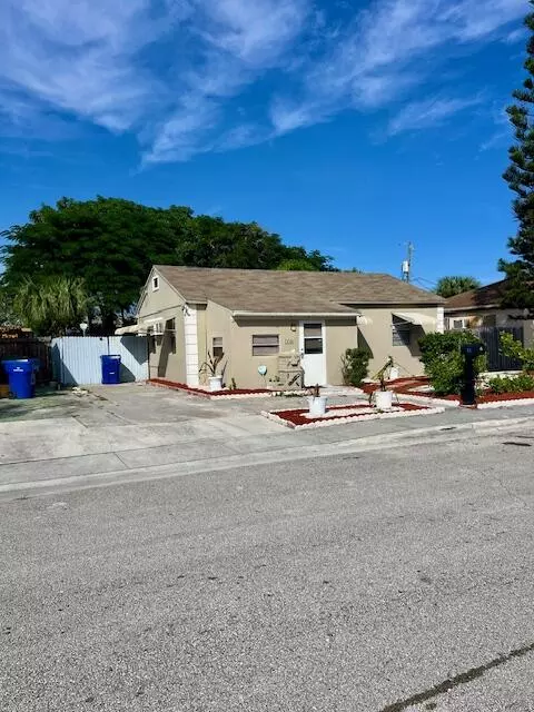 Riviera Beach, FL 33404,538 W 3rd ST