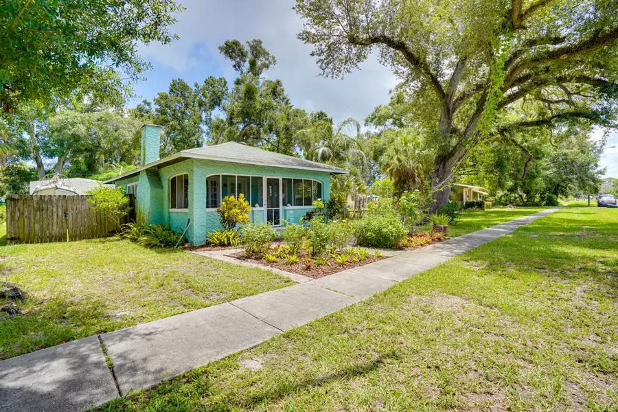 1954 42nd AVE, Vero Beach, FL 32960