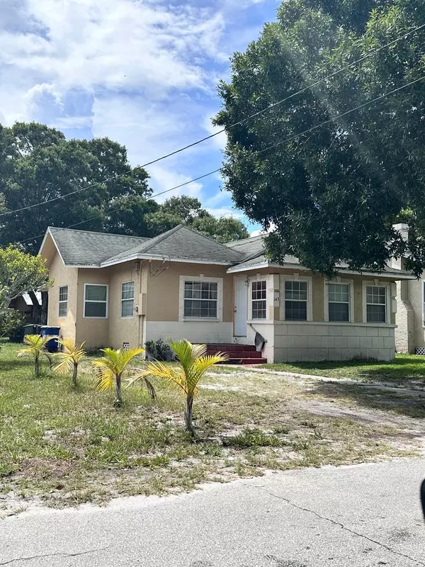 Fort Pierce, FL 34950,143 N 15th ST