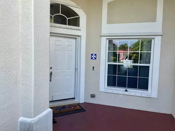 Melbourne Beach, FL 32951,5585 Cord Grass LN