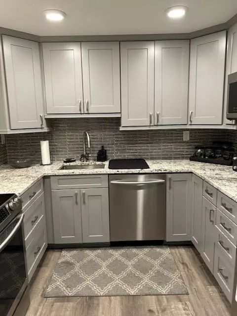 Lake Worth, FL 33461,2562 N Garden DR 203