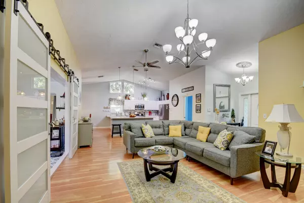 Wellington, FL 33414,1098 Primrose LN