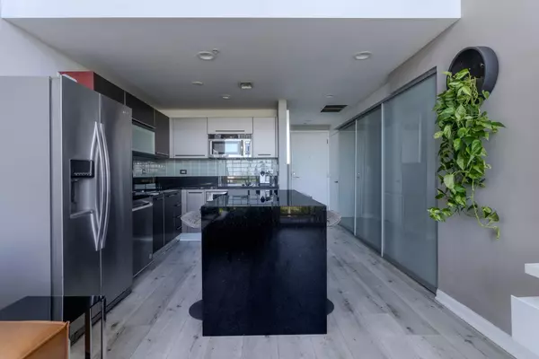 Miami, FL 33132,253 NE 2nd ST 435