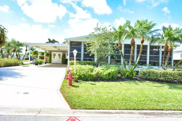 Port Saint Lucie, FL 34952,2821 Eagles Nest WAY