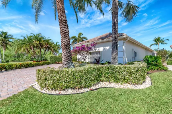 West Palm Beach, FL 33412,8198 Spyglass DR