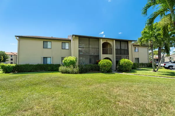 Greenacres, FL 33415,529 Shady Pine WAY D1