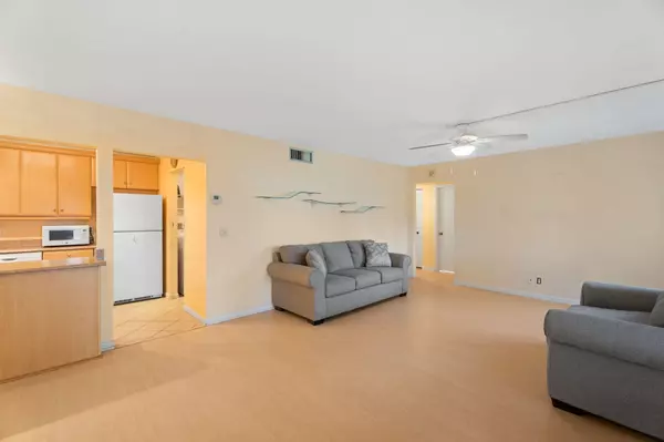 Greenacres, FL 33415,529 Shady Pine WAY D1