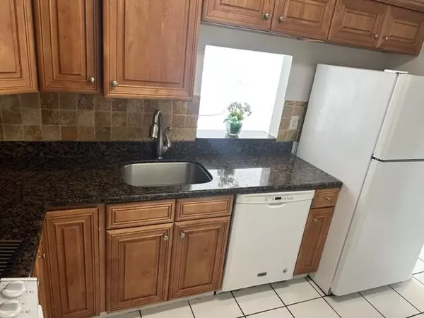Deerfield Beach, FL 33064,4304 NW 9 AVE 1-2a