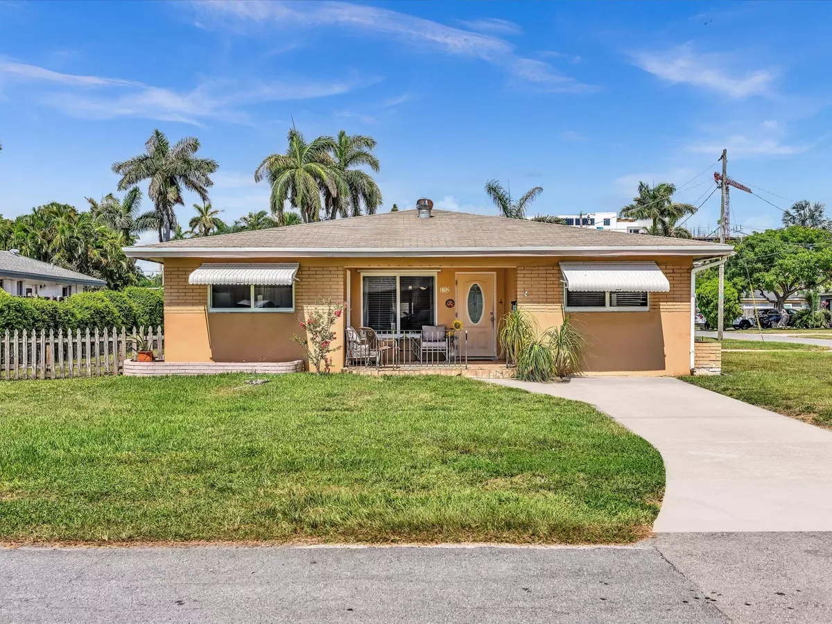 Dania Beach, FL 33004,132 SE 2nd CT