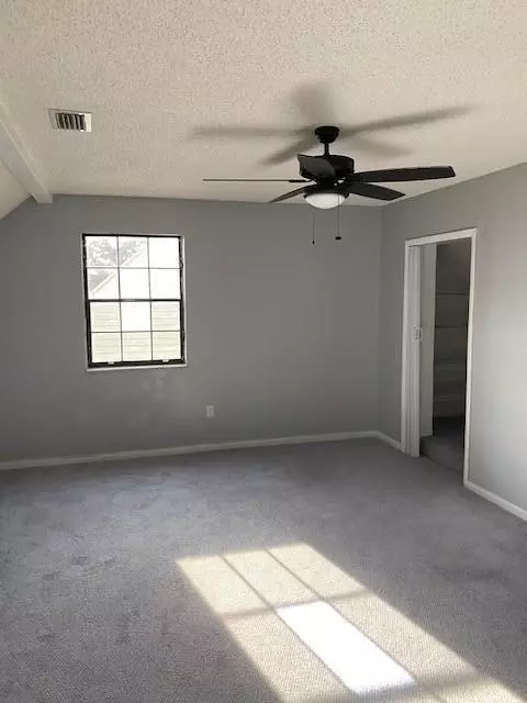 Lake Worth, FL 33462,2820 Black Pine CT