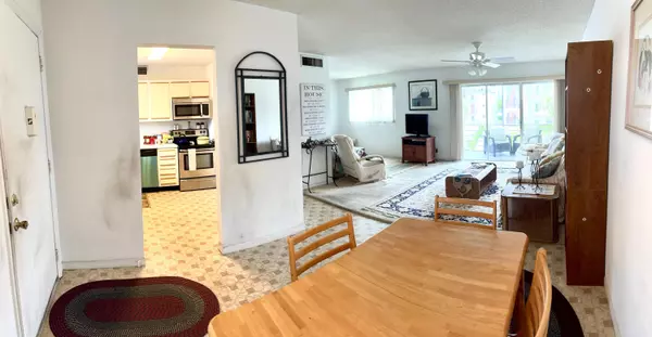 Palm Springs, FL 33461,705 Lori DR 203