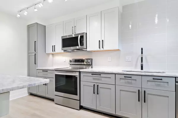 122 S Lakeside DR #3, Lake Worth Beach, FL 33460