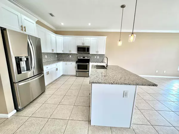 Greenacres, FL 33463,5024 Nautica Lake CIR