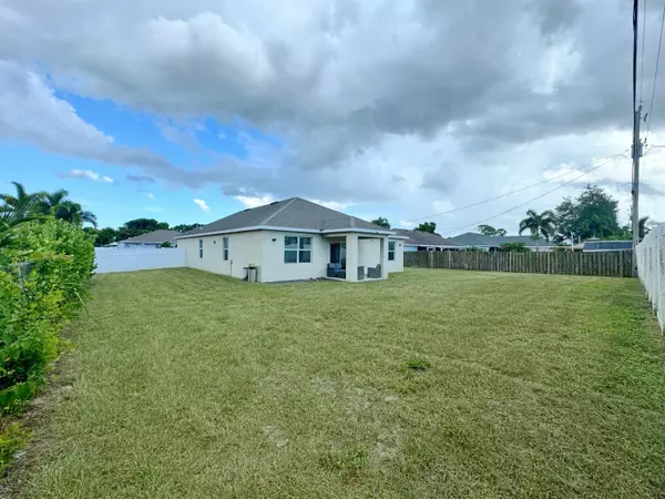 Port Saint Lucie, FL 34953,3852 SW Chicopee ST