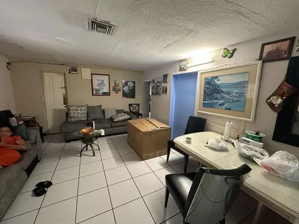 Miami, FL 33147,3197 NW 100 ST
