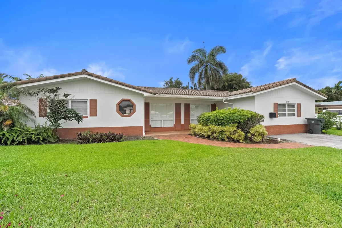 Boca Raton, FL 33486,818 W Camino Real