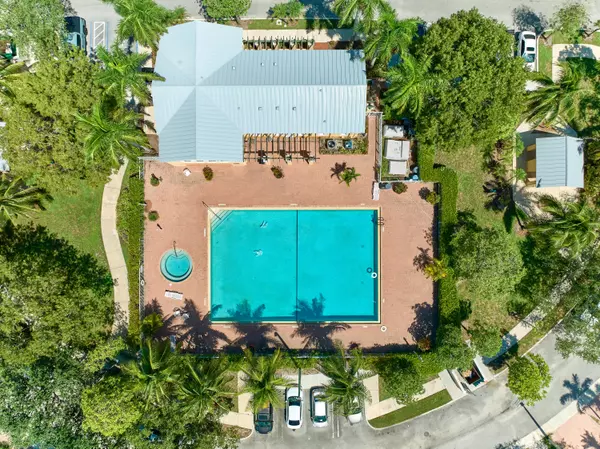 Royal Palm Beach, FL 33414,1006 Shoma DR