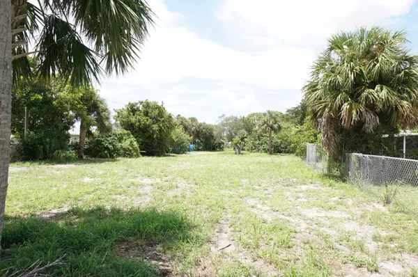 Riviera Beach, FL 33404,0 S AVE
