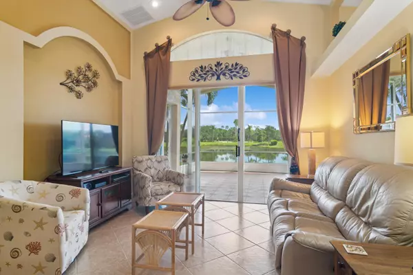 Port Saint Lucie, FL 34986,328 NW Shoreline CIR