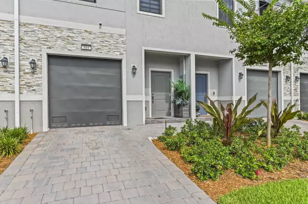 Pompano Beach, FL 33060,864 NW 3rd TER