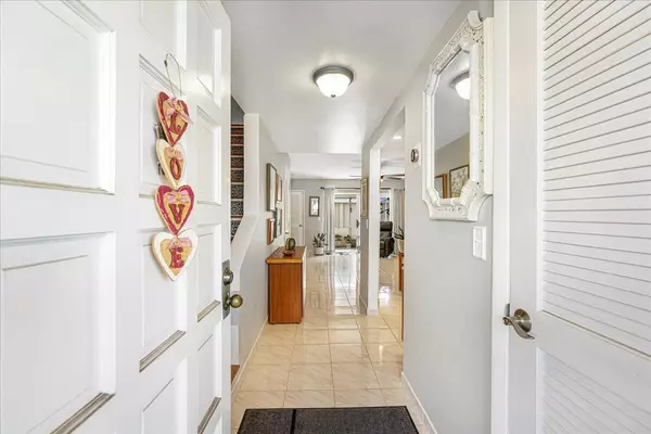 953 SE 10th ST 6b, Deerfield Beach, FL 33441