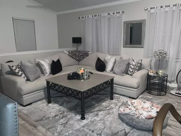 Stuart, FL 34994,559 SE Prescott PL 559