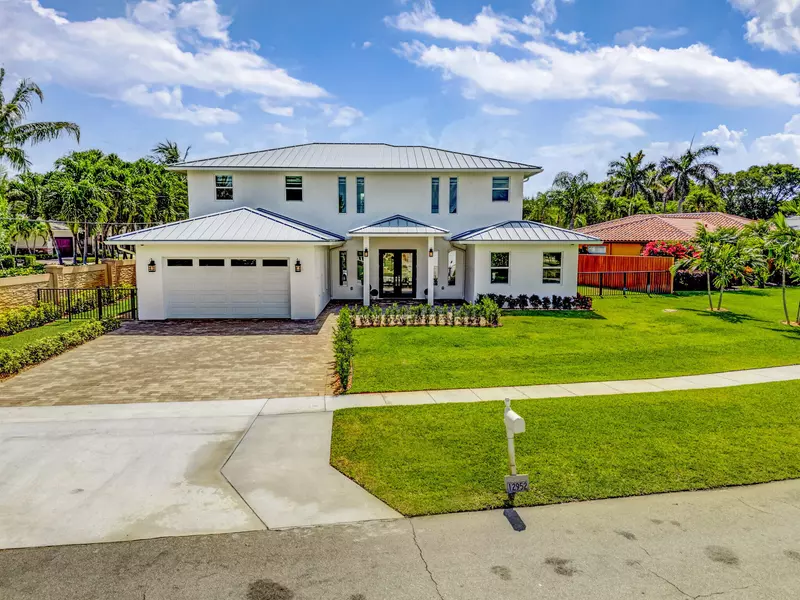 12952 SE Drayton RD, North Palm Beach, FL 33408