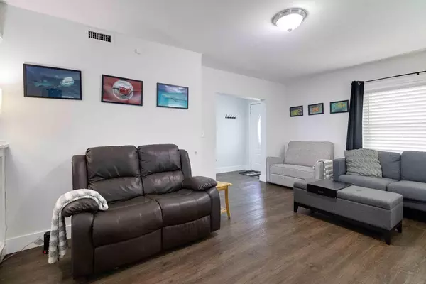 West Palm Beach, FL 33401,915 3rd ST