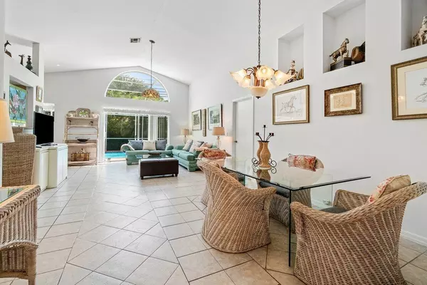 Wellington, FL 33414,13270 Greenshore PL