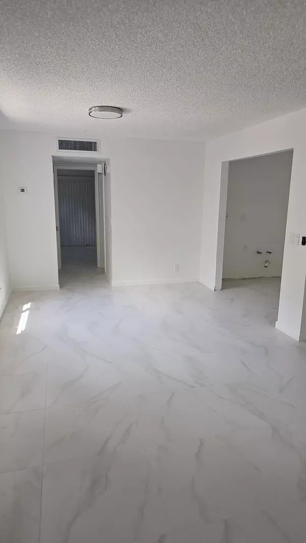 Delray Beach, FL 33484,400 Piedmont I