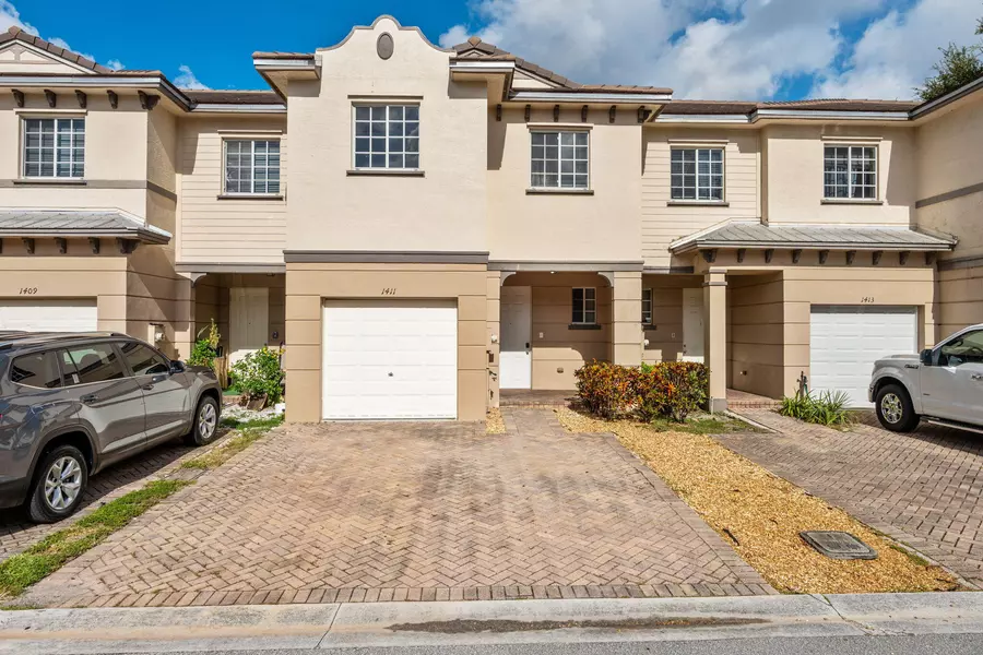 1411 Lucaya DR, Riviera Beach, FL 33404