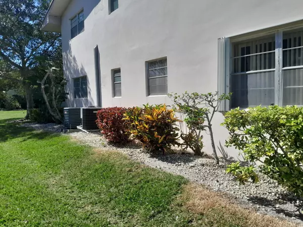 West Palm Beach, FL 33417,36 Norwich B