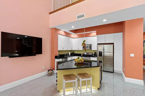 West Palm Beach, FL 33401,801 S Olive AVE 228