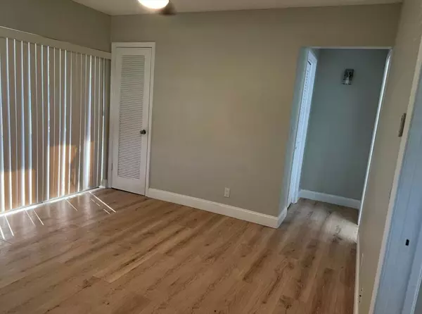 West Palm Beach, FL 33417,152 Easthampton G