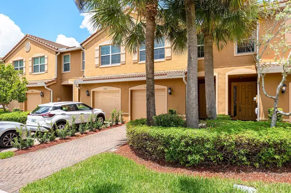 Lake Worth, FL 33463,5834 Monterra Club DR