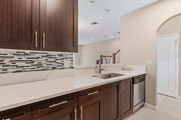 Lake Worth, FL 33463,5834 Monterra Club DR