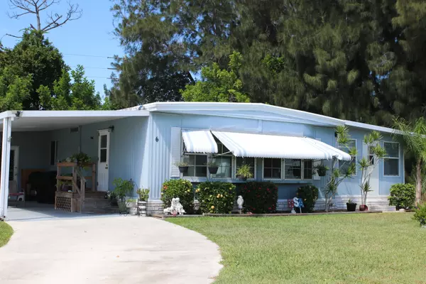 6 Angelita, Port Saint Lucie, FL 34952